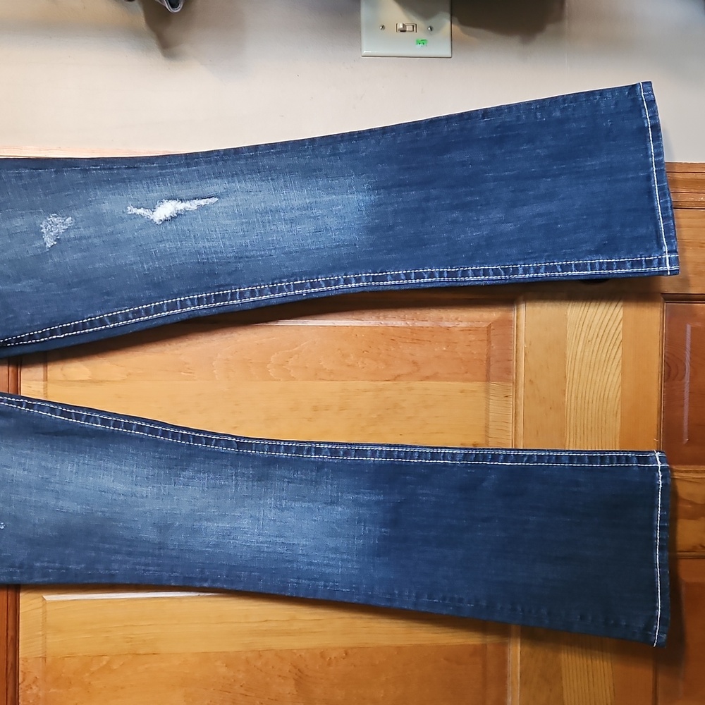 Miss Me Signature Boot Low-Rise Embellished Distressed Denim Jeans-NWOT - Picture 3 of 16
